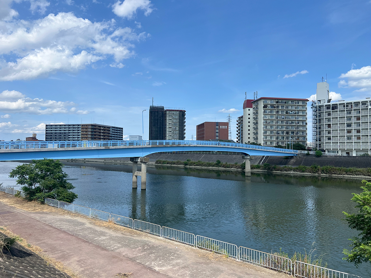 神崎川・上高浜橋付近